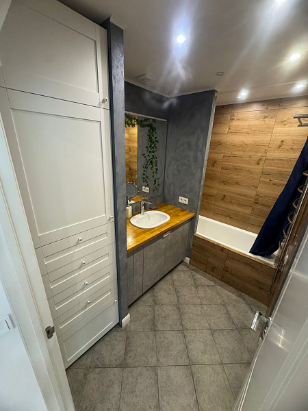 СДАНА 3-комн квартира Пр. Вернадского, 76 м²