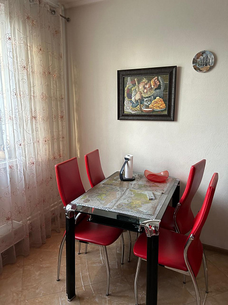 СДАНА 3-комн квартира м. Крылатское, 73 м²