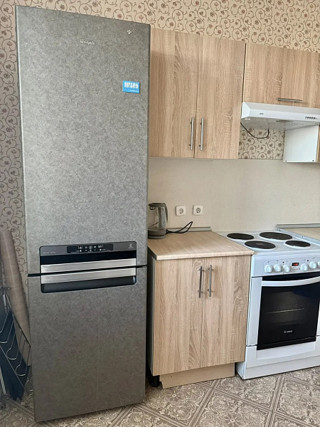 СДАНА 1-комн в Бирюлево, 42,1 кв.м. Михневская, 8
