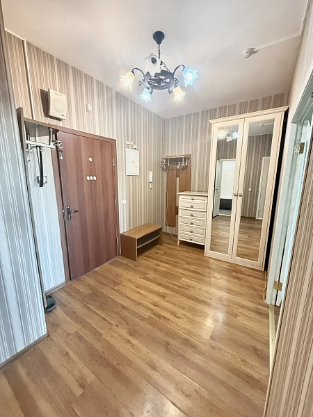 СДАНА 1-комн в Бирюлево, 42,1 кв.м. Михневская, 8