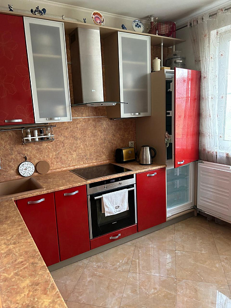 СДАНА 3-комн квартира м. Крылатское, 73 м²
