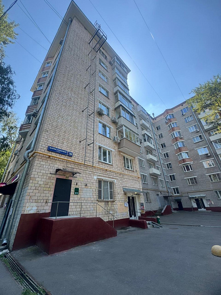 СДАНА 3-комн квартира Пр. Вернадского, 76 м²